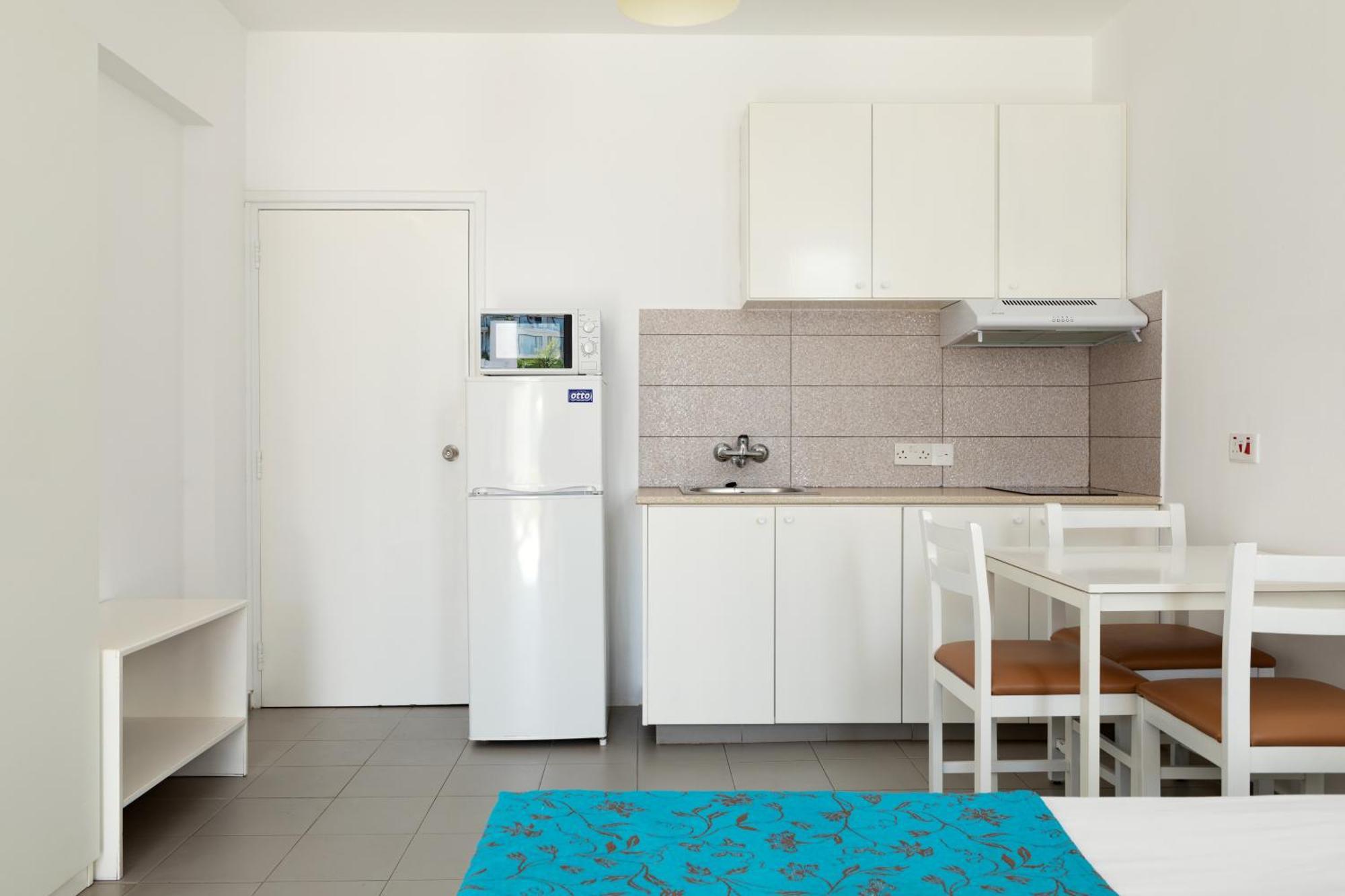 Lantiana Napa Aparthotel Айя-Напа Экстерьер фото