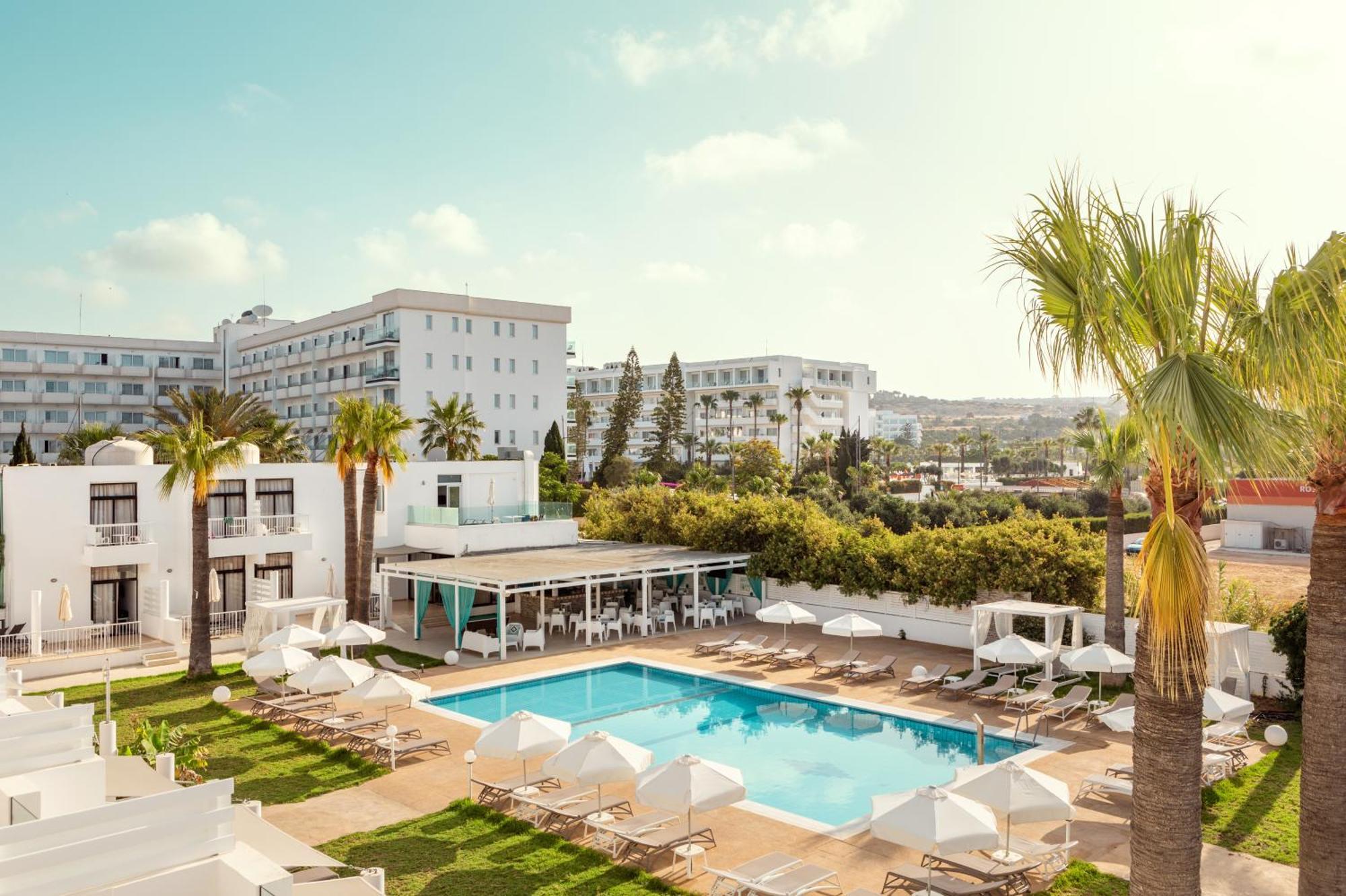 Lantiana Napa Aparthotel Айя-Напа Экстерьер фото