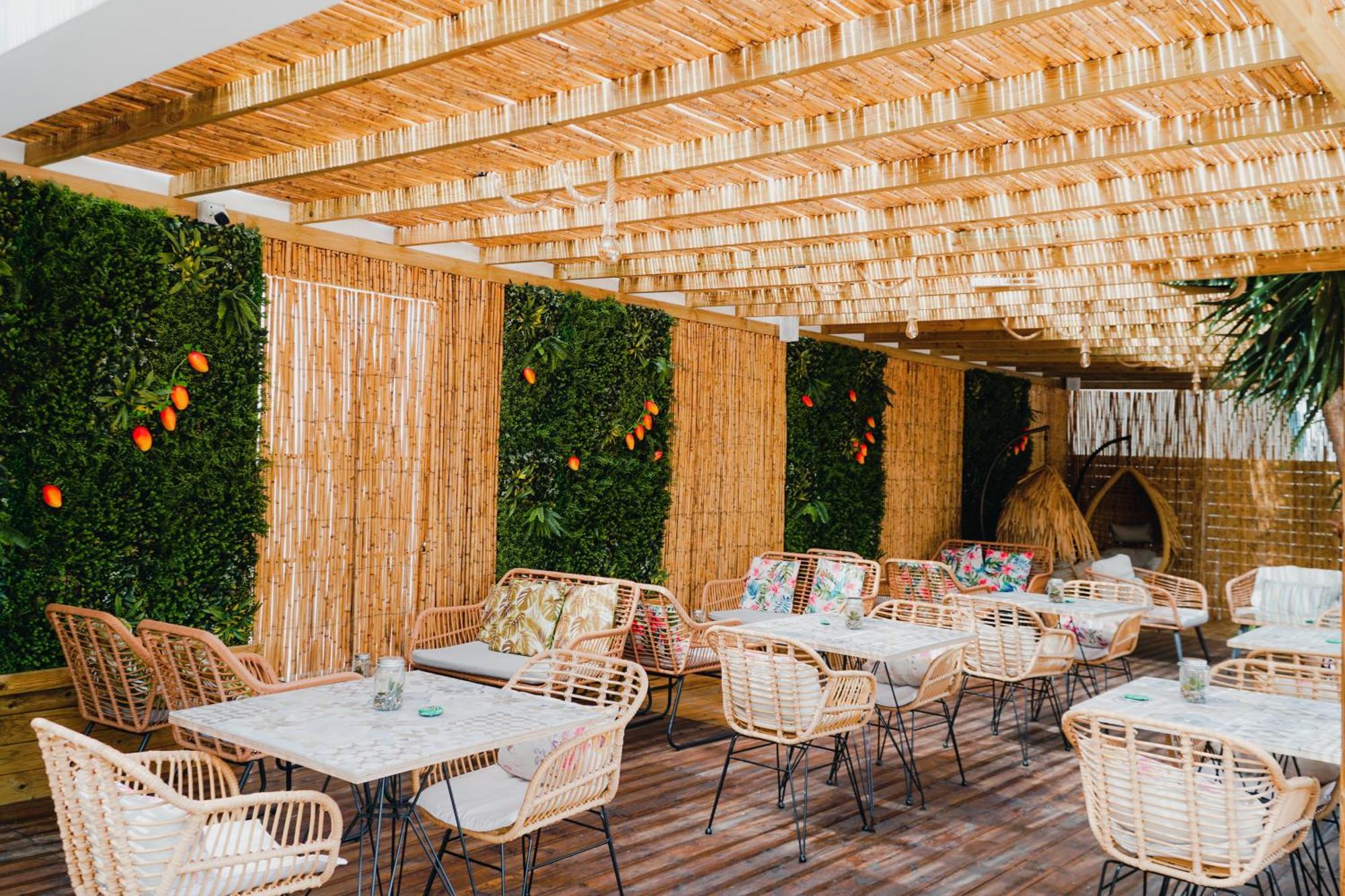 Lantiana Napa Aparthotel Айя-Напа Экстерьер фото